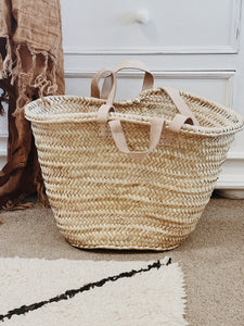 Moroccan Palm Basket with double handle leather Straps.