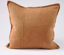 Load image into Gallery viewer, Luca Linen Cushion - Nutmeg
