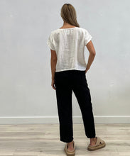 Load image into Gallery viewer, Joyce 3/4 Pants Black

