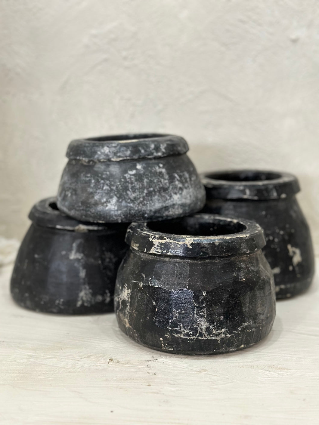 Sara Vintage Stone Pot