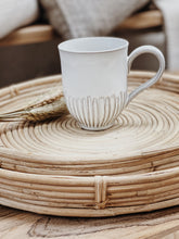 Load image into Gallery viewer, Rattan tray x 2
