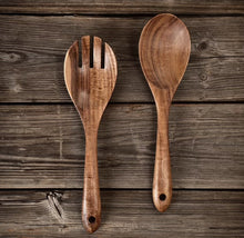 Load image into Gallery viewer, Acacia Wooden Salad server Set!
